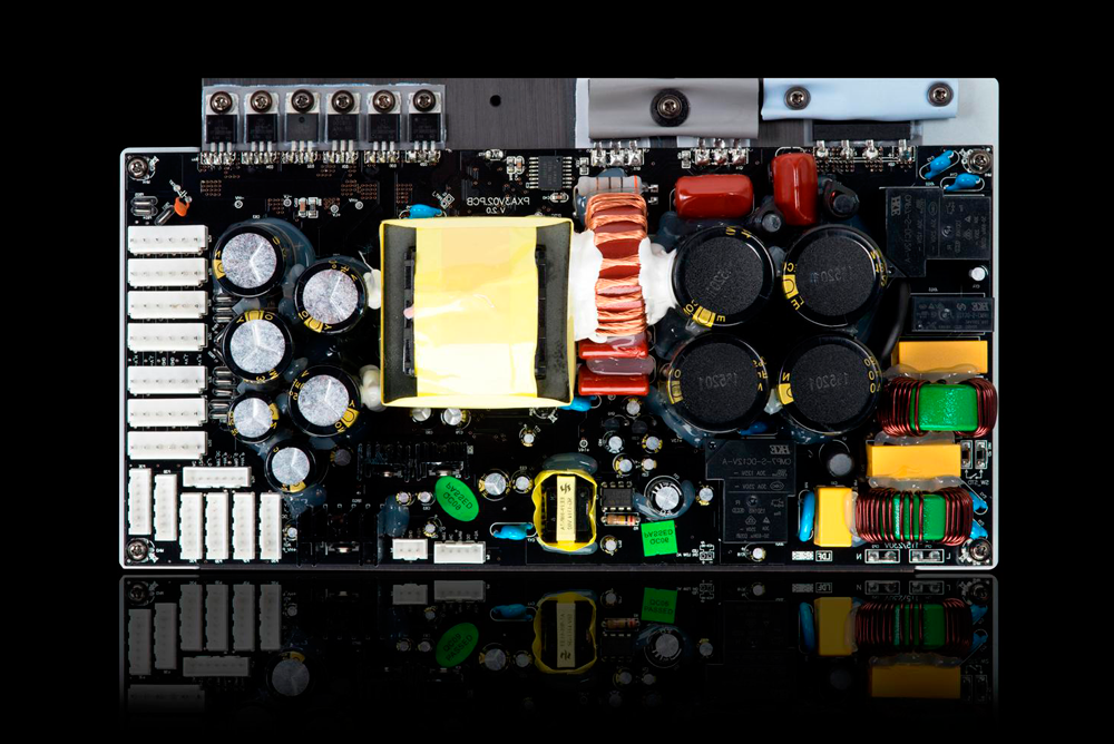 Усилитель мощности Emotiva XPA-11 Gen3