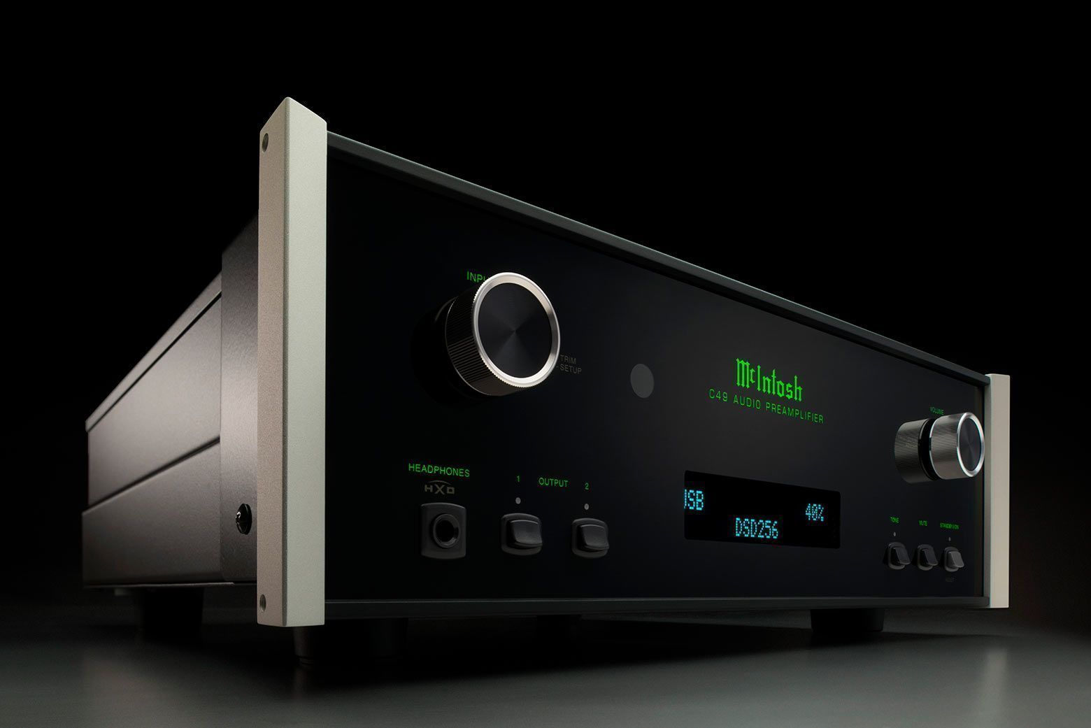 Предусилитель McIntosh C49