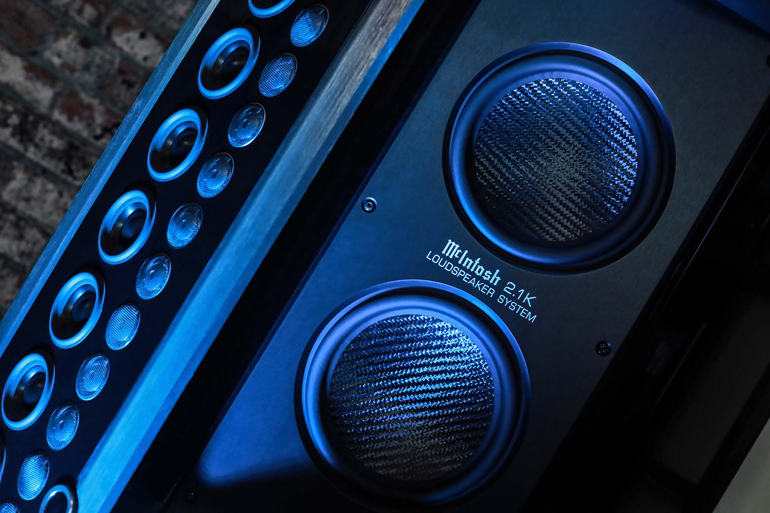 Напольная акустическая система McIntosh XRT2.1K