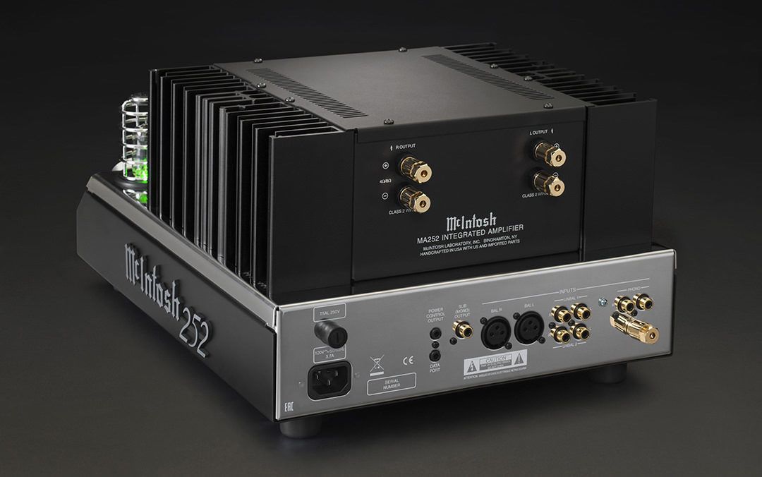 Стереоусилитель McIntosh MA252