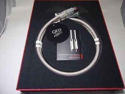 Межблочный кабель QED (QE2445) Signature Audio 40 1.0m