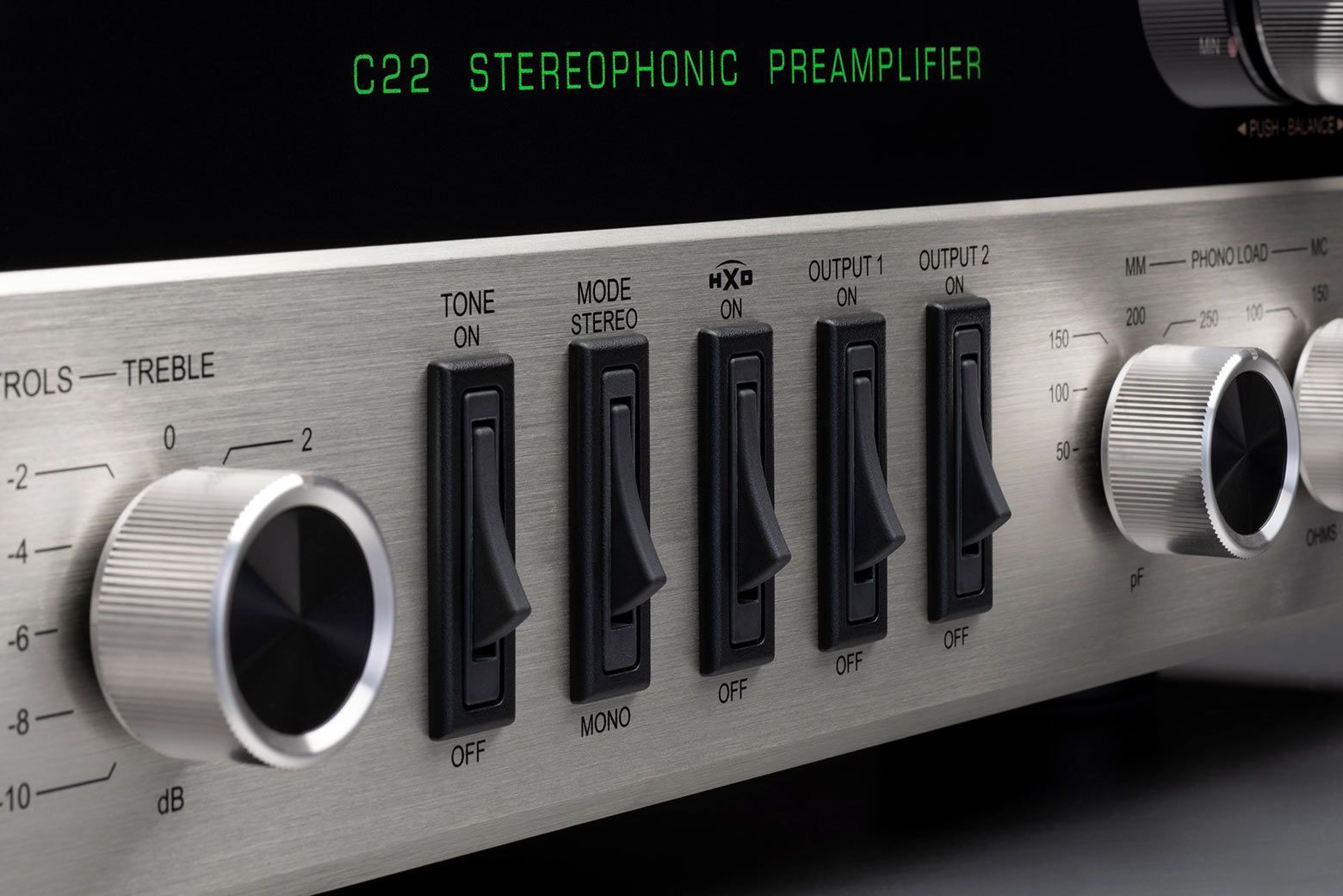 Ламповый предусилитель McIntosh C22 MkV