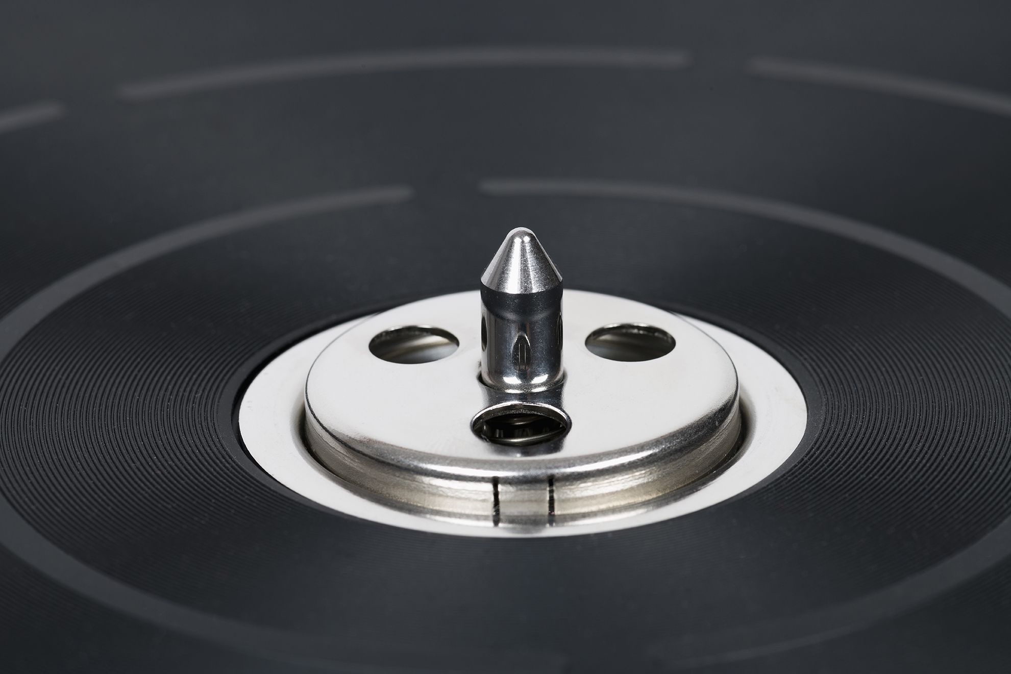 Проигрыватель винила Thorens TD 124 DD