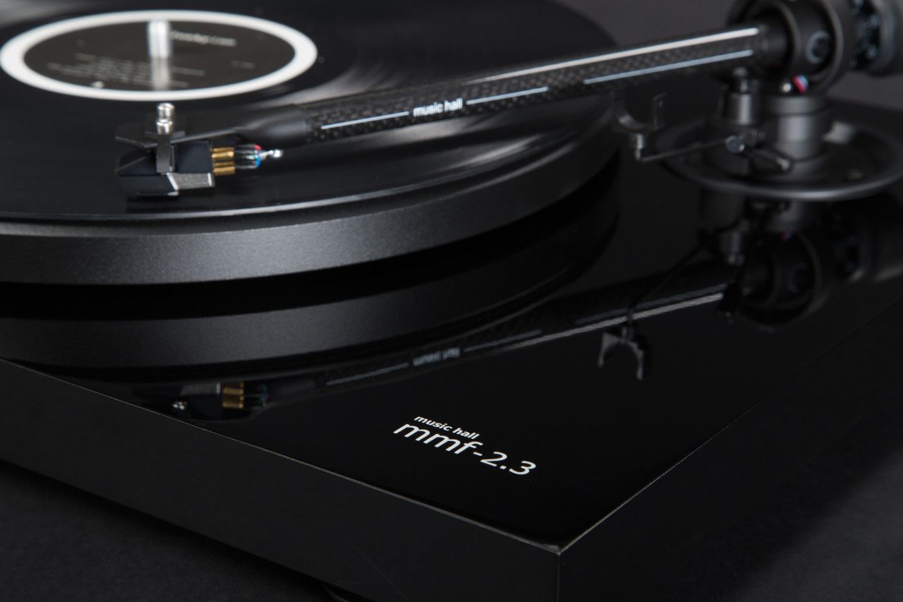 Проигрыватель винила Music Hall MMF - 2.3  Black