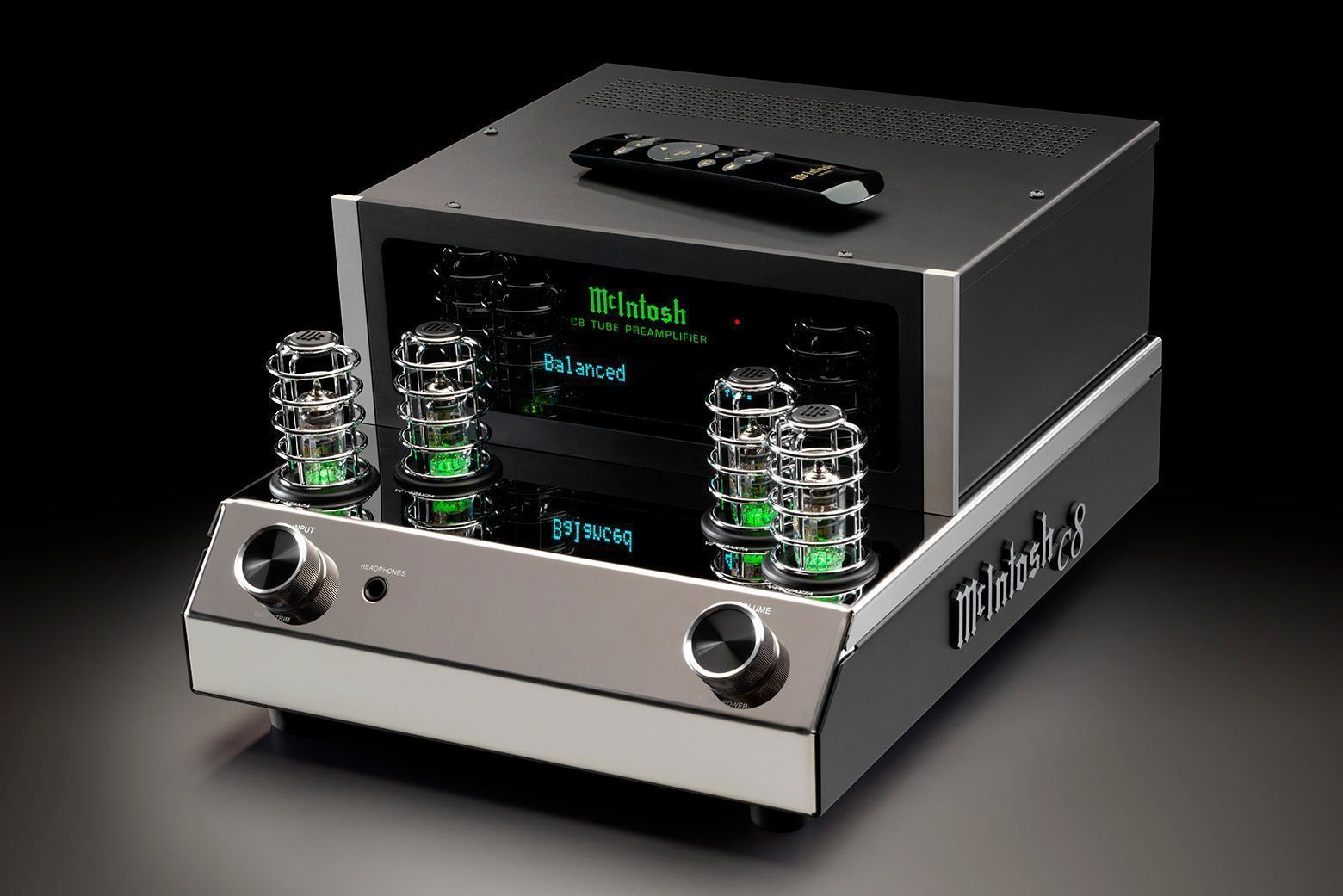 Ламповый предусилитель McIntosh C8