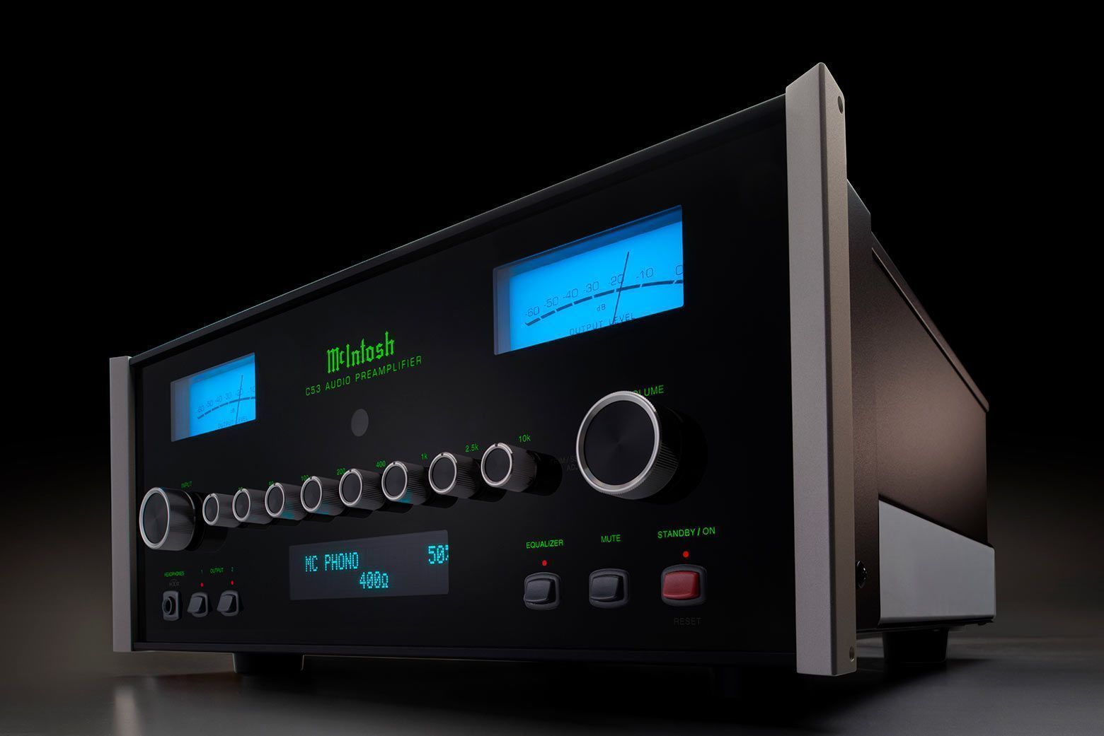 Предусилитель McIntosh C53