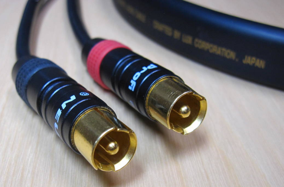 Межблочный кабель Luxman JPR-10000 2RCA-2RCA (1,25м)