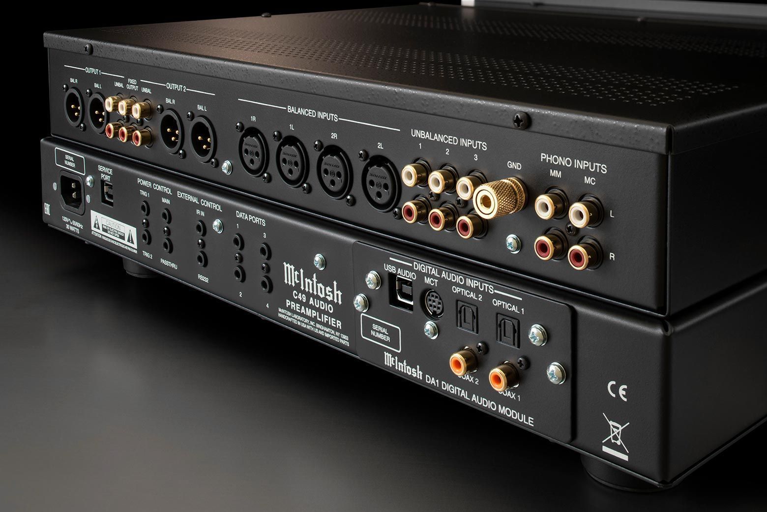 Предусилитель McIntosh C49
