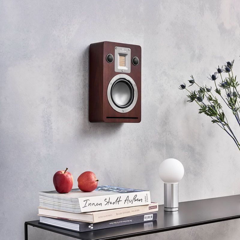 Настенная акустика  Audiovector QR Wall Dark Walnut