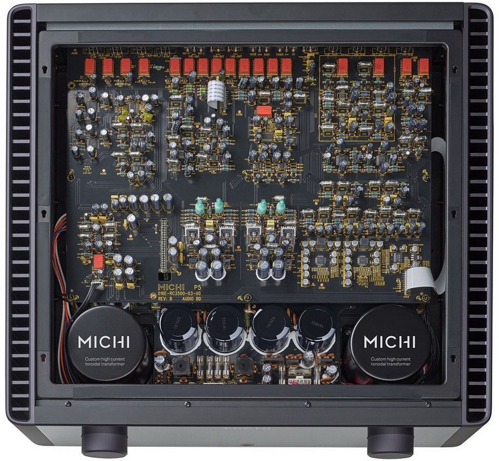 Предварительный усилитель Michi P5 black