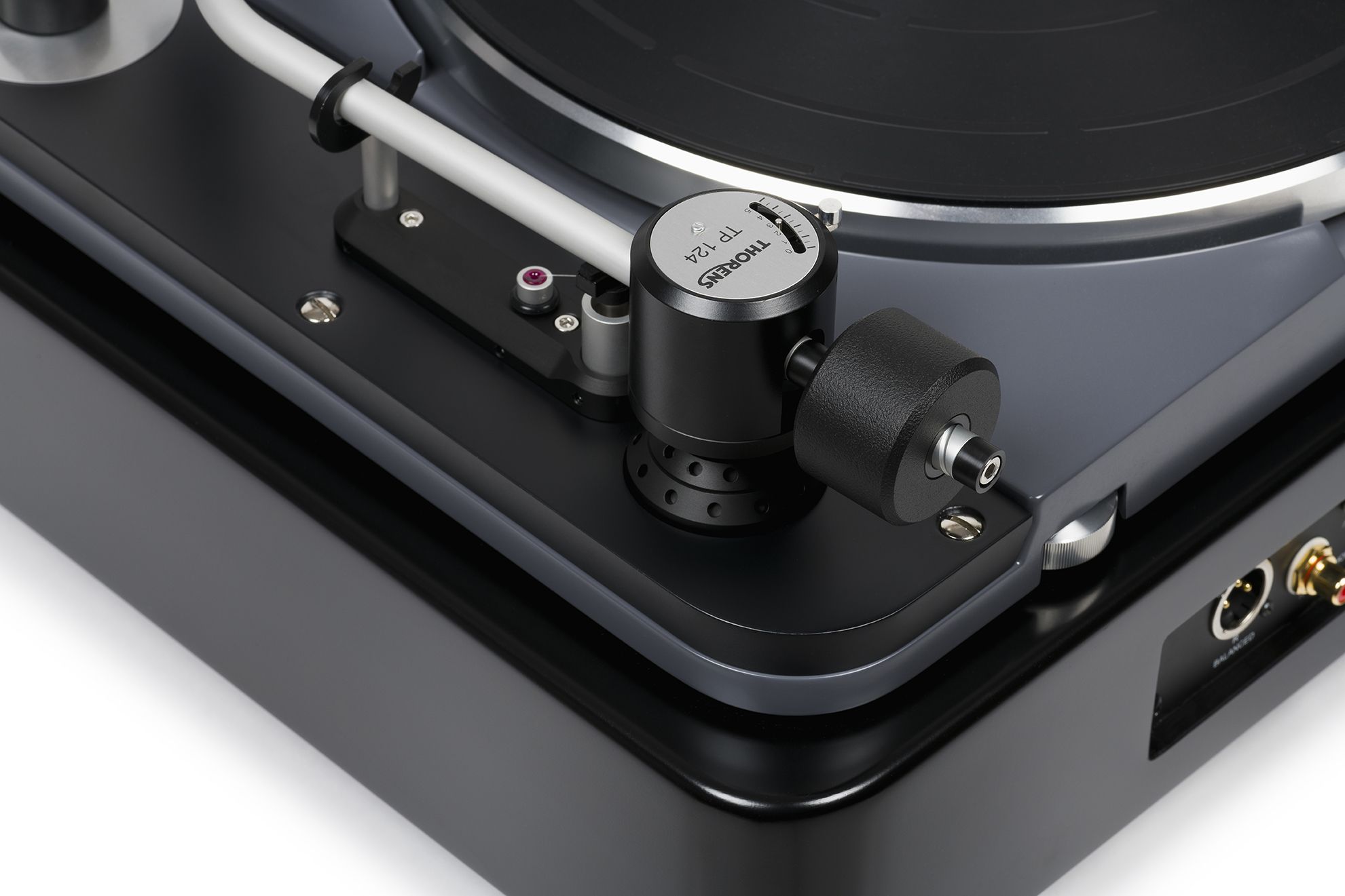 Проигрыватель винила Thorens TD 124 DD