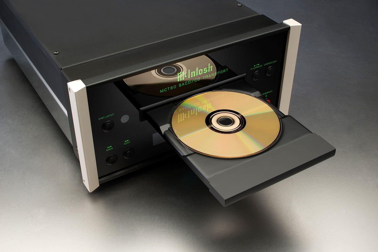Компактный CD/SACD-транспорт Mcintosh MCT80