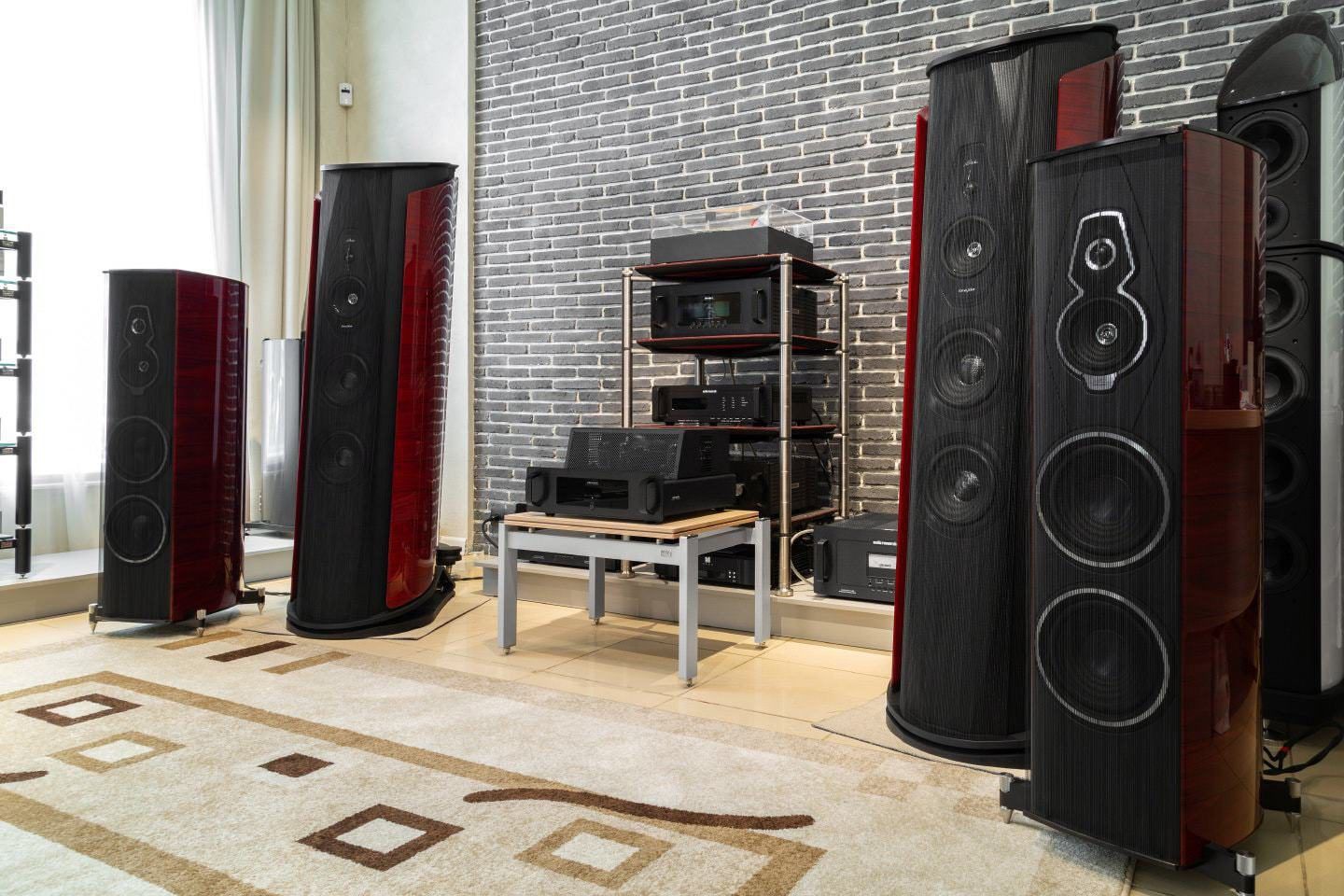 Усилитель мощности AUDIO RESEARCH VT80 BLACK