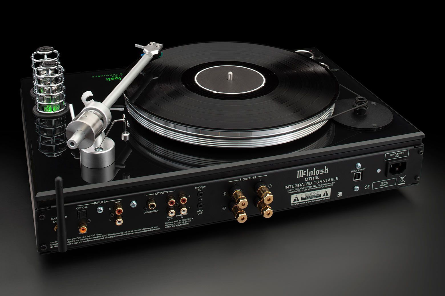 Виниловый проигрыватель с интегральным усилителем McIntosh MTI100