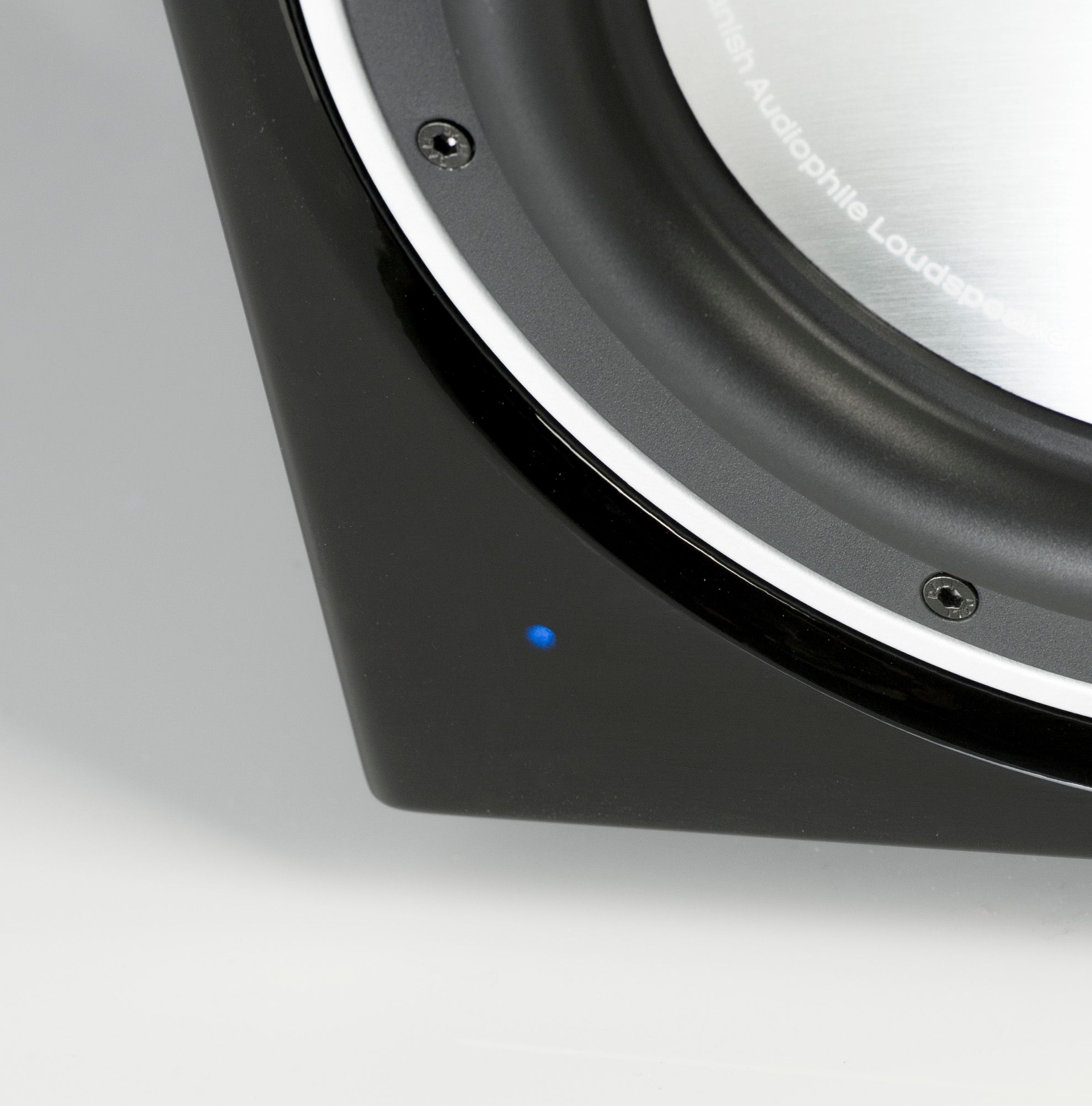Сабвуфер Dali SUB E-9 F black ash