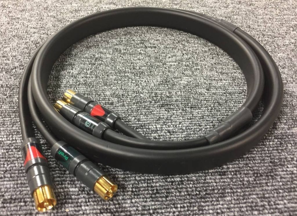 Межблочный кабель Luxman JPR-10000 2RCA-2RCA (1,25м)
