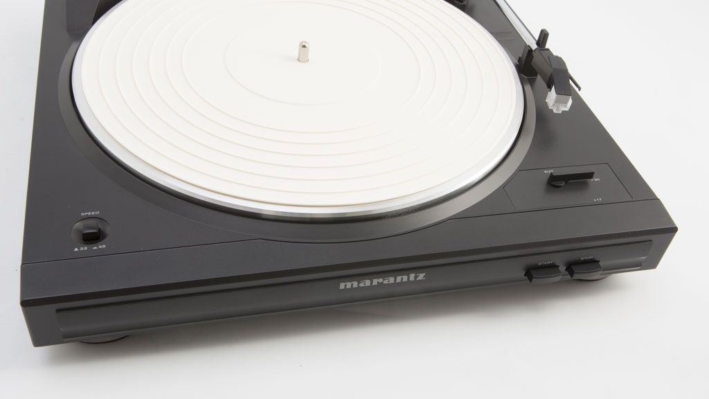 Проигрыватель винила Marantz TT5005